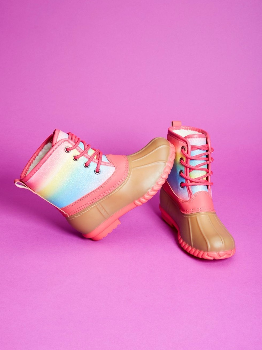 Rainbow Ombre Glitter Duck Boots Lace Up Sherpa Girl's. 
Size 5